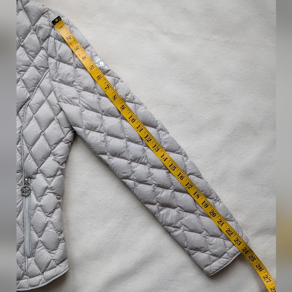 Michael Kors Puffer Jacket Women's Quilted Grey Fold Over Collar Size M - Picture 9 of 15